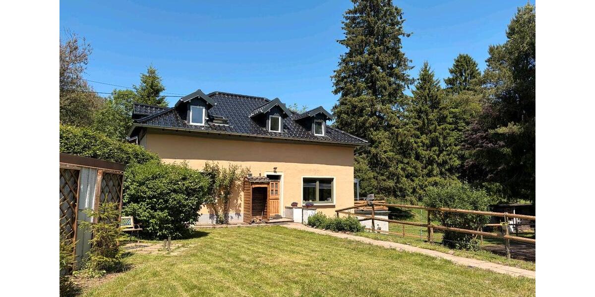Einfamilienhaus Hellenthal - 8 Zimmer, 174 m&sup2;, 549.000&euro; | Angebot:26826781