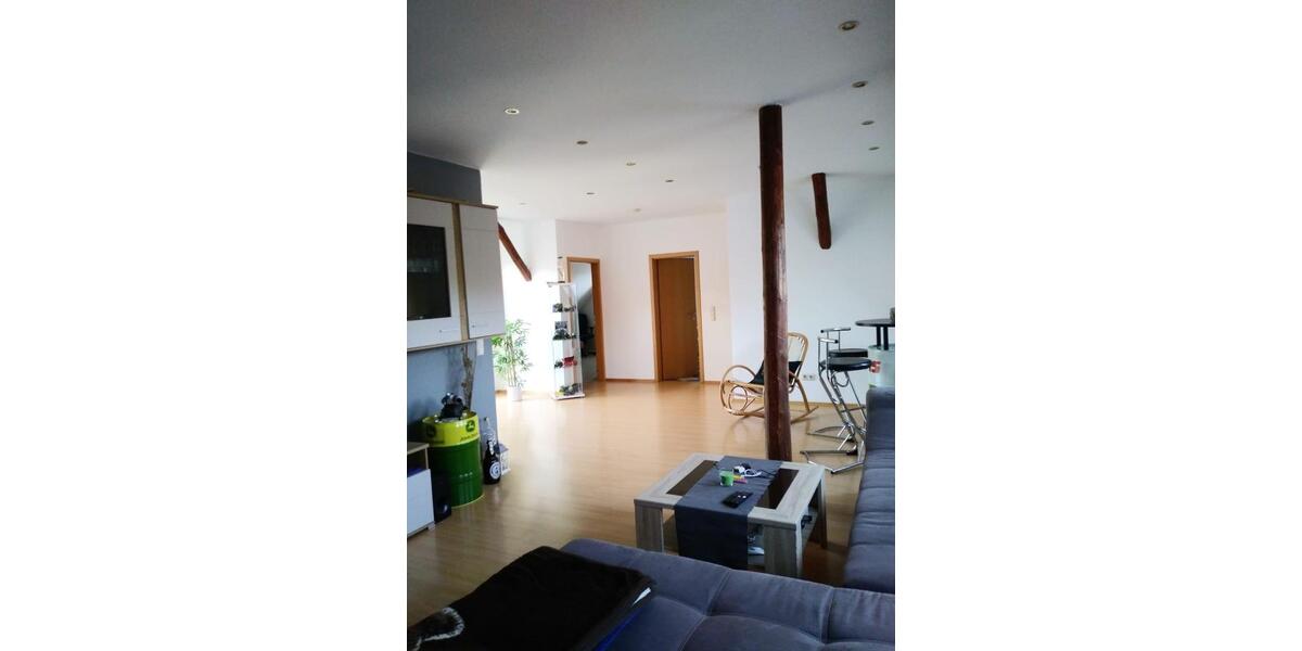 Dachgeschoßwohnung Uslar - 3 Zimmer, 105 m&sup2;, 850&euro; | Angebot:26354068