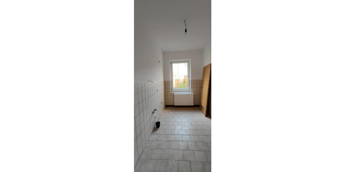Erdgeschoßwohnung Neustadt in Sachsen - 3 Zimmer, 61 m&sup2;, 374&euro; | Angebot:19870624