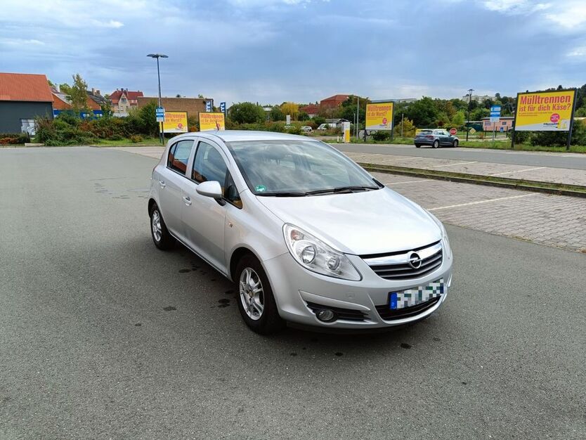 Opel Corsa 60.300 km 6.000 € Molauer Land 06618
