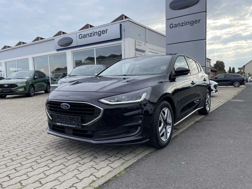 Ford Focus 40.280 km 17.990 € Heidenfeld 97520