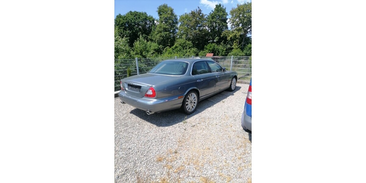 Jaguar XJ8 290.000 km 7.000 &euro; Lauda-Königshofen 97922