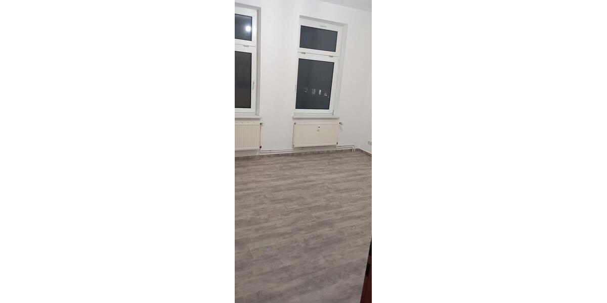 Dachgeschoßwohnung Güstrow - 3 Zimmer, 76 m&sup2;, 417&euro; | Angebot:24441507