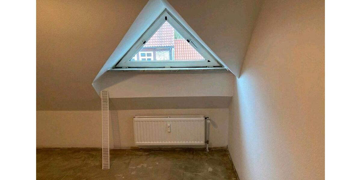 Dachgeschoßwohnung Hannover Linden-Limmer - 2 Zimmer, 35 m&sup2;, 85.000&euro; | Angebot:26021219