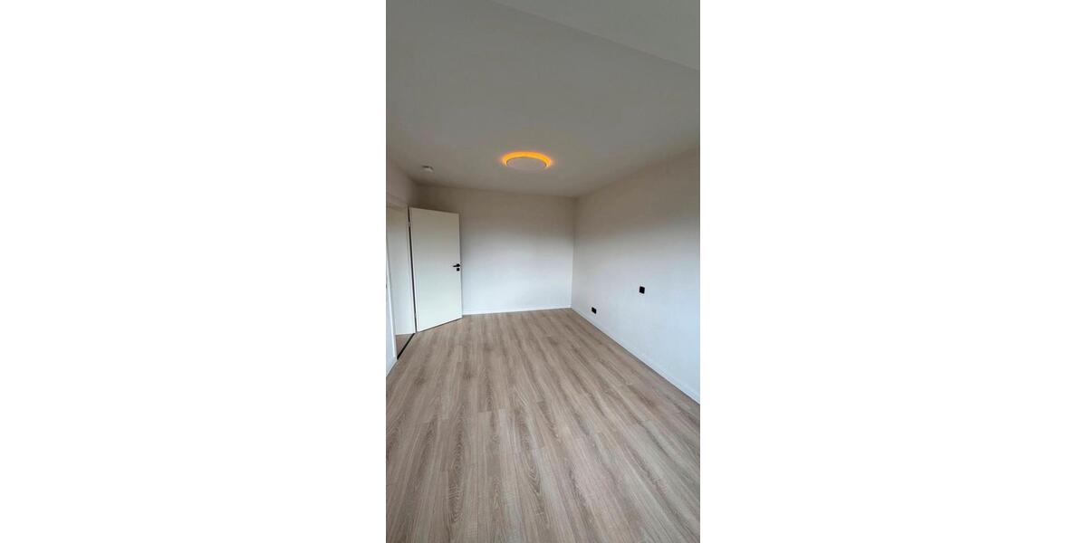 Etagenwohnung Ranis - 2 Zimmer, 61 m&sup2;, 95.000&euro; | Angebot:26904152