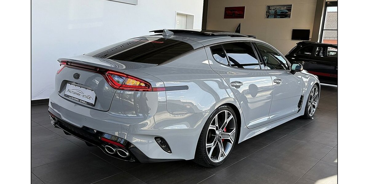 Kia Stinger GT 4WD LED Pano HUD ACC Kam Ass 110.000 km 29.990 &euro; Stade 21682