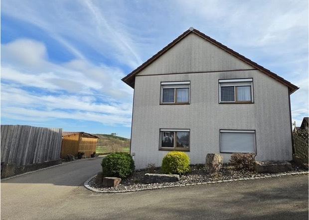 Einfamilienhaus Rainau - 7 Zimmer, 124 m&sup2;, 245.000&euro; | Angebot:26704009