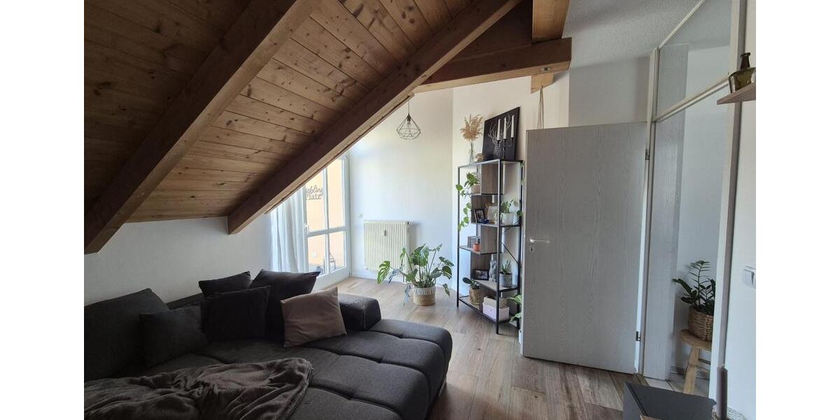 Dachgeschoßwohnung Arnstorf - 2 Zimmer, 55 m&sup2;, 500&euro; | Angebot:25432210