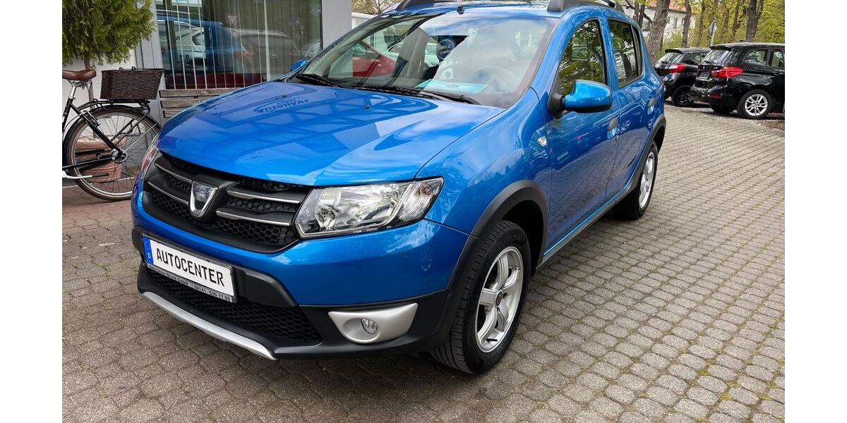 Dacia Sandero 107.000 km 5.900 &euro; Fürstenfeldbruck 82256