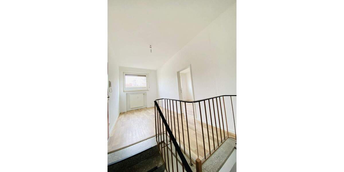 Gewerbeobjekt Bottrop Stadtmitte - 3 Zimmer, 70 m&sup2;, 490&euro; | Angebot:25879077