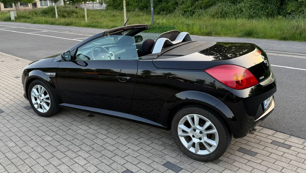 Opel Tigra 148.000 km 1.990 &euro; Detmold 32756