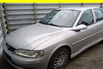 Opel Vectra 145.014 km 1.150 &euro; Lübeck 23556