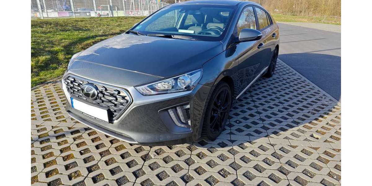 Hyundai IONIQ 14.398 km 16.900 &euro; Wöllstadt 61206