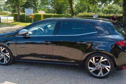Renault Megane 74.000 km 15.800 &euro; Steinbergkirche 24972