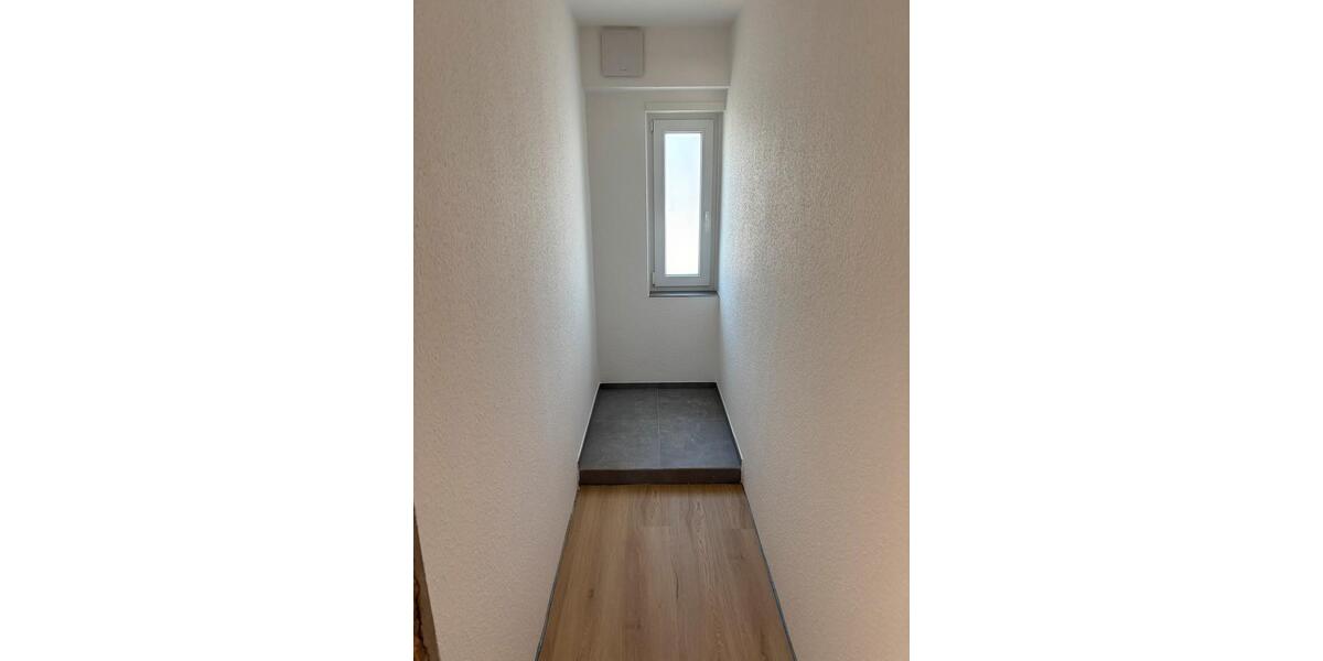 Etagenwohnung Anröchte - 1 Zimmer, 112 m&sup2;, 1.000&euro; | Angebot:26221258