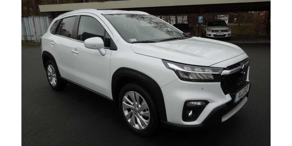 Suzuki (SX4) S-Cross 13.125 km 24.085 &euro; Föritztal OT Neuhaus-Schierschnitz 96524