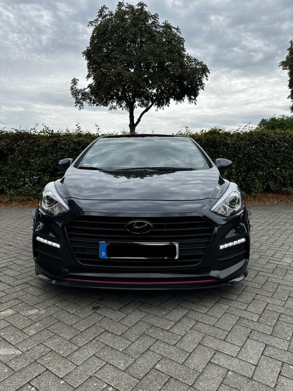 i30