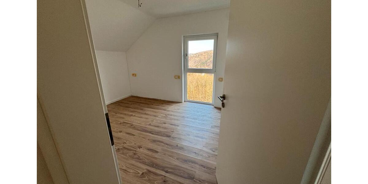Einfamilienhaus Betzdorf - 6 Zimmer, 137 m&sup2;, 437.000&euro; | Angebot:26739796