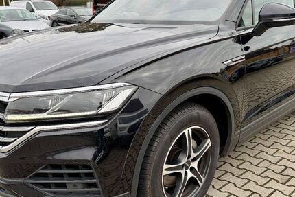 VW Touareg 246.700 km 23.205 &euro; Zwenkau OT Löbschütz 04442