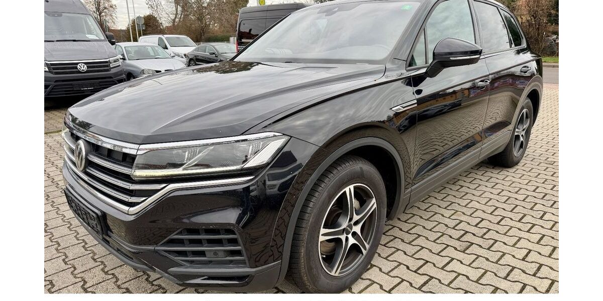 VW Touareg 246.700 km 23.205 &euro; Zwenkau OT Löbschütz 04442