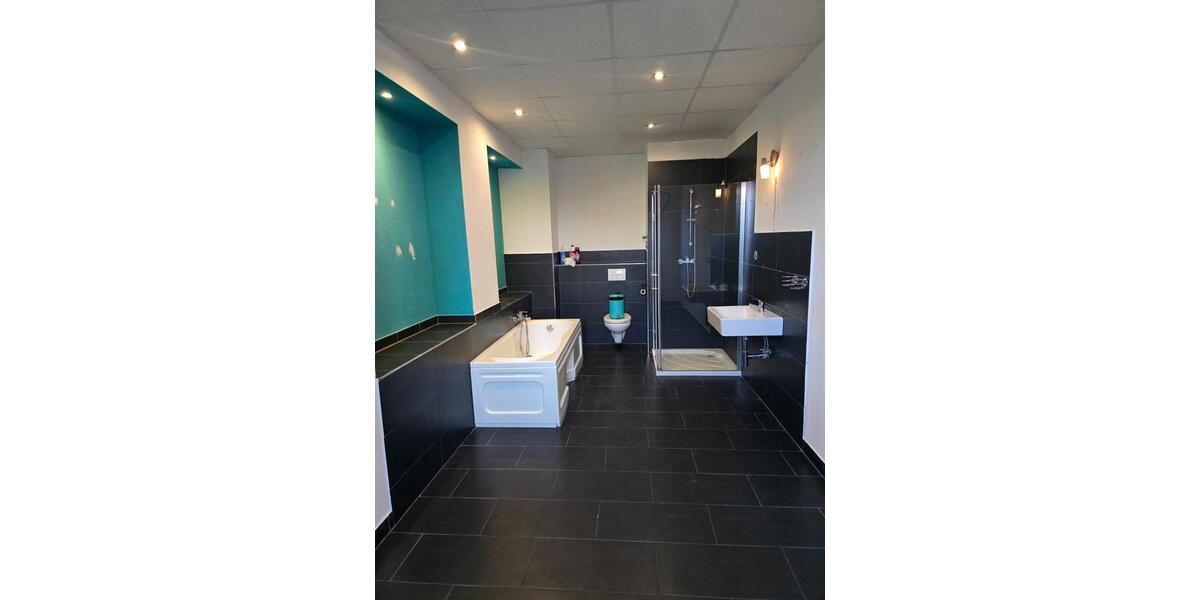 Etagenwohnung Waltershausen - 4 Zimmer, 134 m&sup2;, 938&euro; | Angebot:25756358