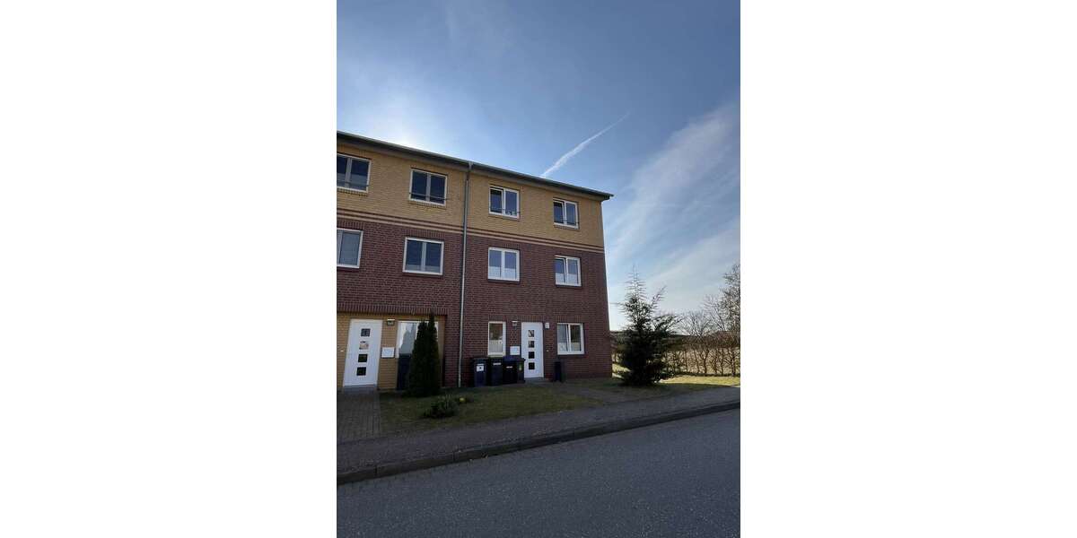 Einfamilienhaus Schwerin Friedrichsthal - 5 Zimmer, 140 m&sup2;, 1.470&euro; | Angebot:25866071