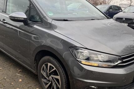 VW Touran 143.550 km 16.195 &euro; Lichtenstein 09350