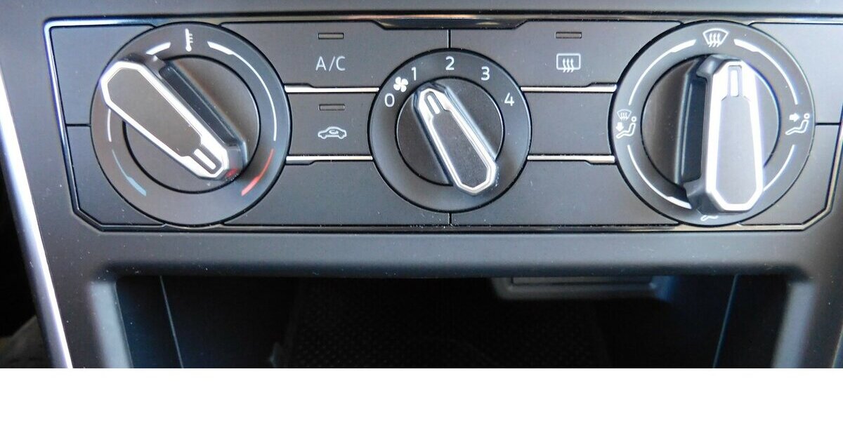 VW Polo 1.0 Life MPI BMT 4Trg Klima Navi LED 27.100 km 13.990 &euro; Vordorf 38533