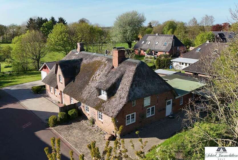 Haus zum Kaufen in Risum-Lindholm 119.000 € 71 m²