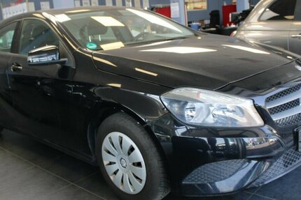 Mercedes-Benz A 180 (BlueEFFICIENCY) 46.400 km 11.980 &euro; Euskirchen 53881