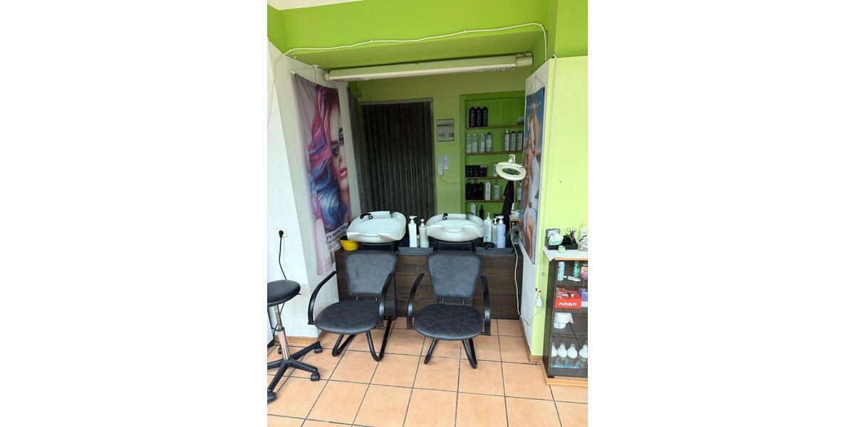 Top-Friseursalon in attraktiver Lage zu vermieten 2 zimmer