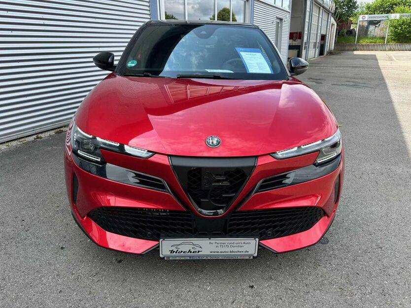 Alfa Romeo Junior 2.500 km 33.230 € Dornhan 72175