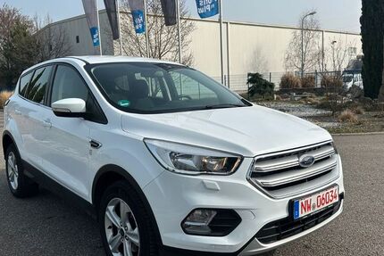 Ford Kuga 55.150 km 12.650 &euro; Neustadt/Weinstr 67433