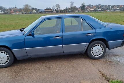 Mercedes-Benz 300 234.000 km 11.500 &euro; Pommersfelden 96178