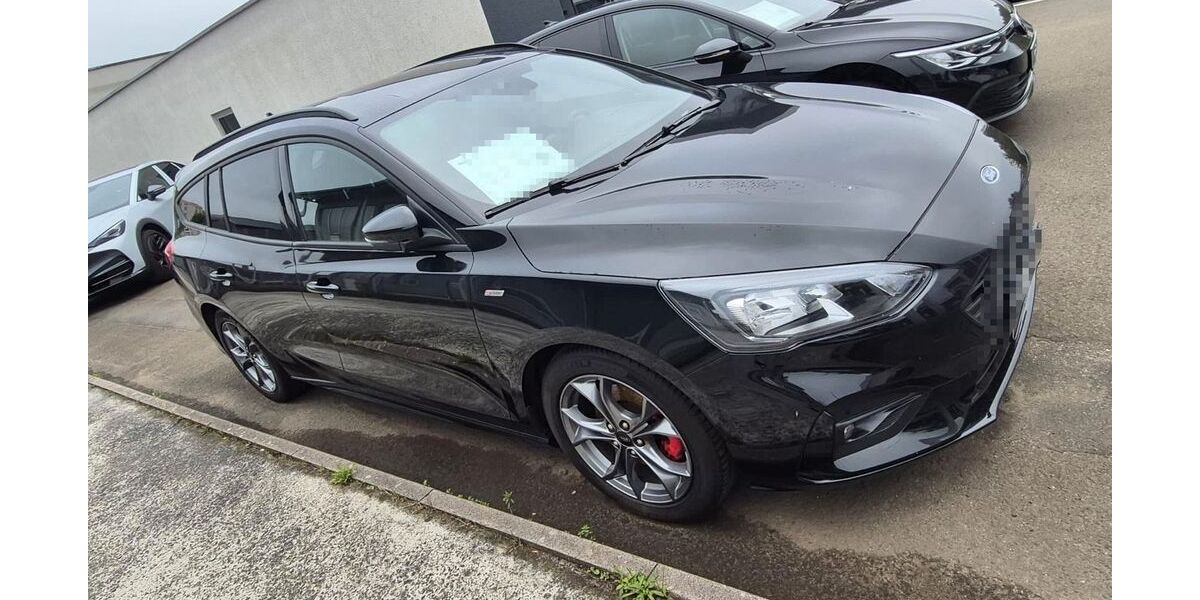 Ford Focus 91.000 km 16.400 &euro; Wörrstadt 55286