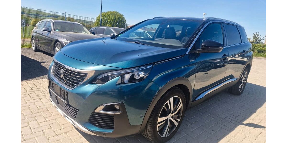 Peugeot 5008 126.111 km 13.950 &euro; Calden 34379