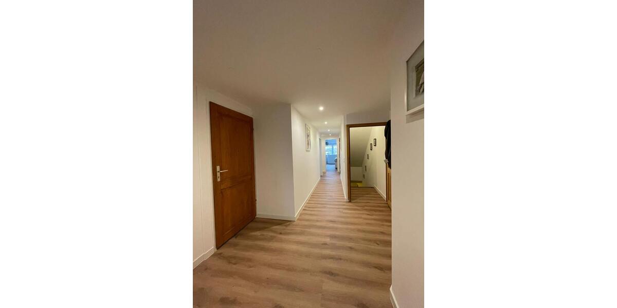 Einfamilienhaus Loxstedt - 10 Zimmer, 325 m&sup2;, 499.900&euro; | Angebot:26286628