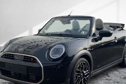 Mini Cooper S Cabrio 5.549 km 38.988 &euro; Frankfurt 60314