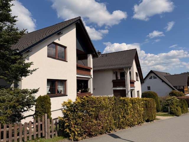 Etagenwohnung Zschorlau - 3 Zimmer, 73 m&sup2;, 99.800&euro; | Angebot:26367642