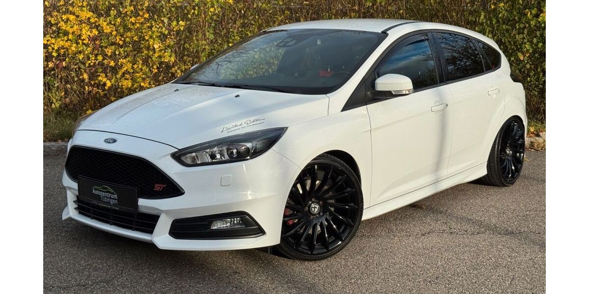Ford Focus 165.000 km 11.990 € Tübingen 72072
