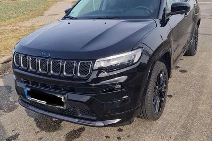 Jeep Compass 52.000 km 25.300 &euro; Lahnstein 56112