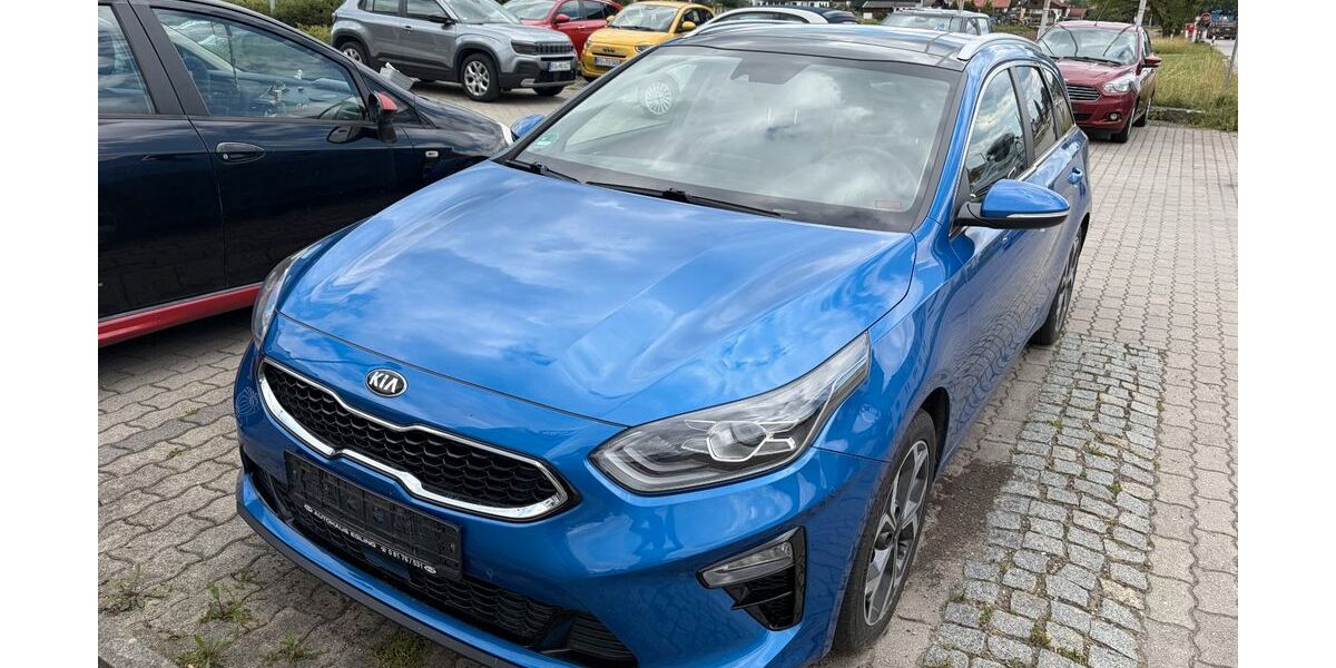 Kia ceed Sportswagon 92.349 km 14.999 &euro; München 81739