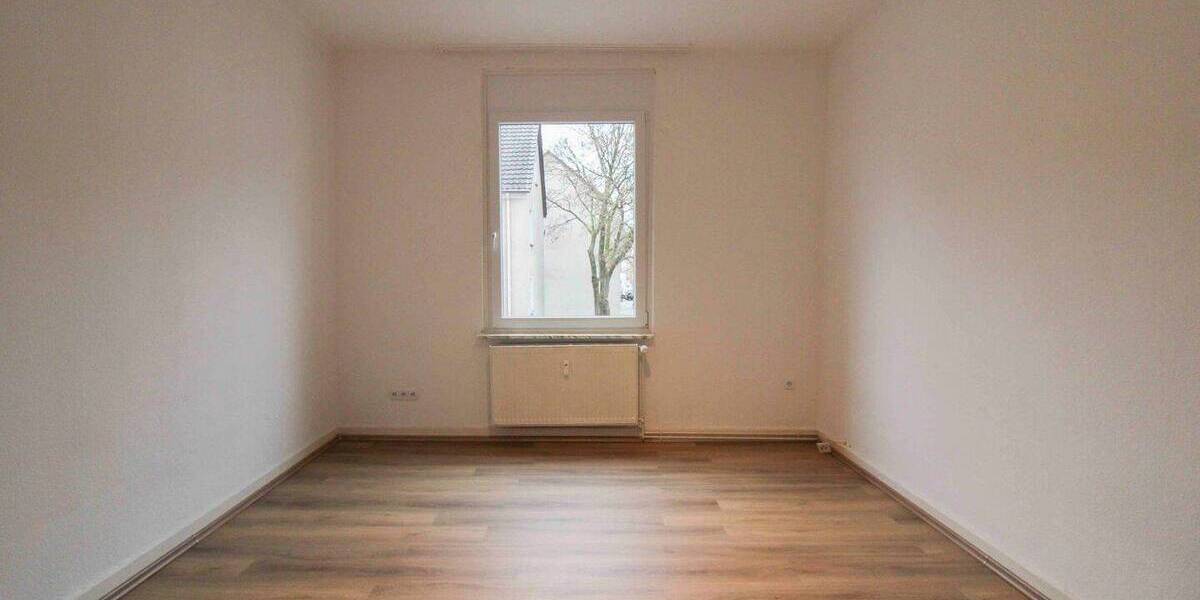 Etagenwohnung Essen Steele - 4 Zimmer, 102 m&sup2;, 135.000&euro; | Angebot:26082918
