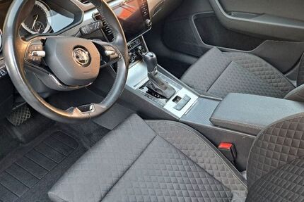 Skoda Superb 60.100 km 22.000 € Harburg 86655