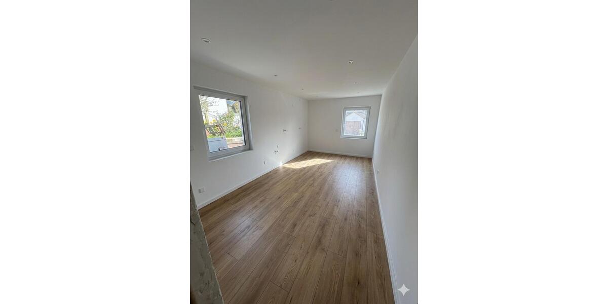 Erdgeschoßwohnung Siegen Eiserfeld - 2 Zimmer, 77 m&sup2;, 930&euro; | Angebot:26302908