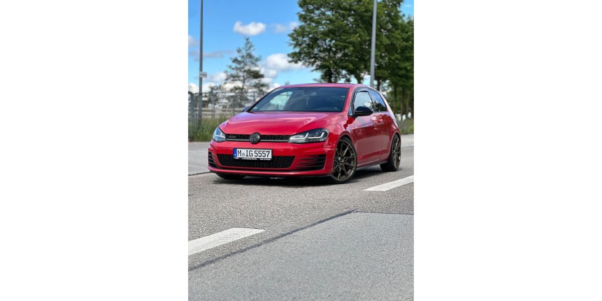 VW Golf 192.000 km 15.999 € München 81735