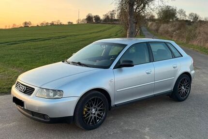 Audi A3 287.000 km 2.850 &euro; Helsa 34298
