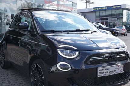 Fiat 500e 30.380 km 17.990 &euro; Hamburg 22043