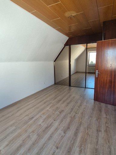 Etagenwohnung Bünde - 3 Zimmer, 90 m&sup2;, 895&euro; | Angebot:26323589