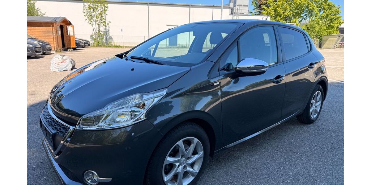 Peugeot 208 31.000 km 4.890 &euro; Rosenheim 83022